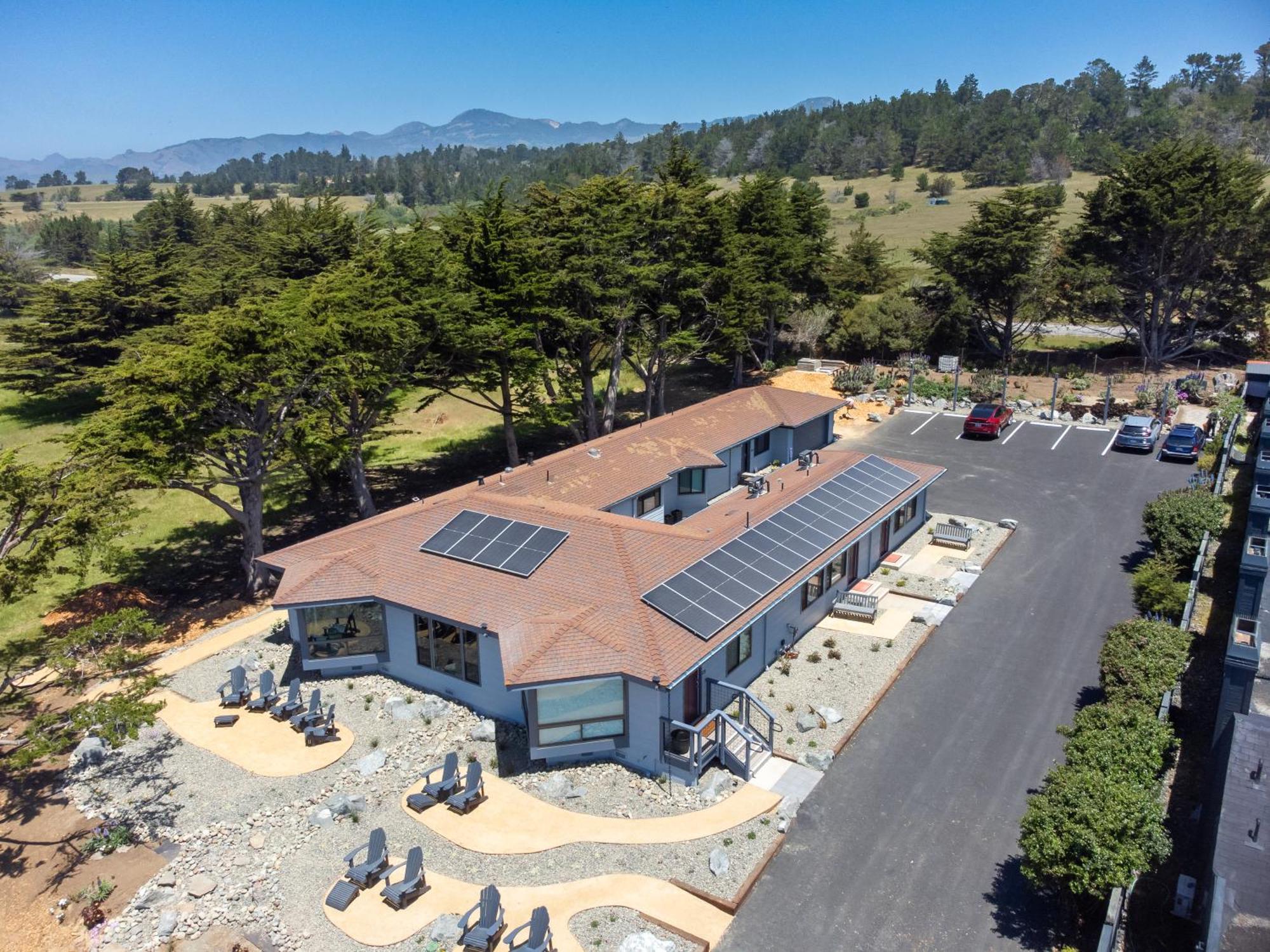 Windrush Inn - Cambria Exterior foto